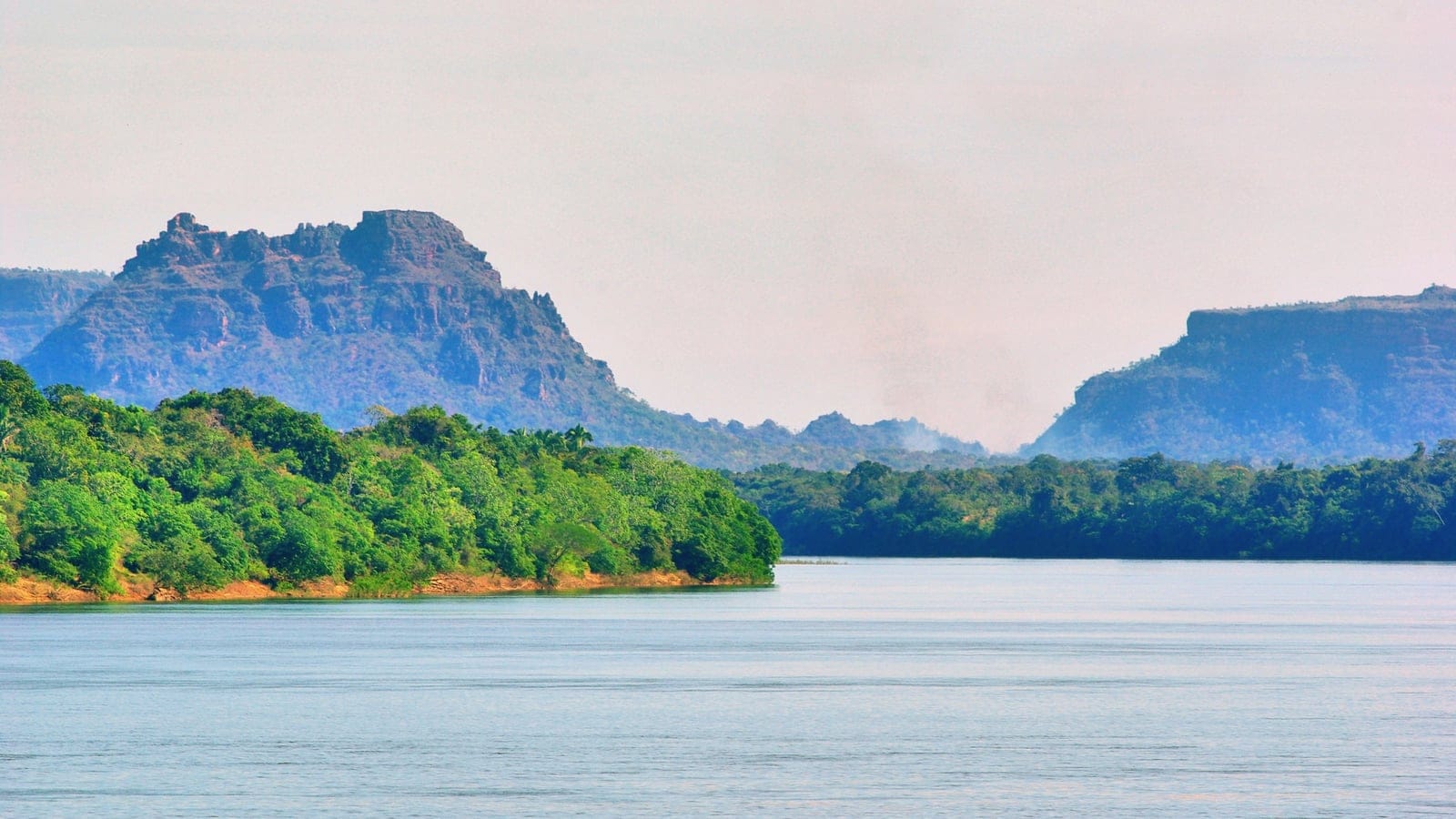 Sandstone mesas above forested banks on the Rio Tocantins, Maranhao and Tocantins boundary, Brazil.