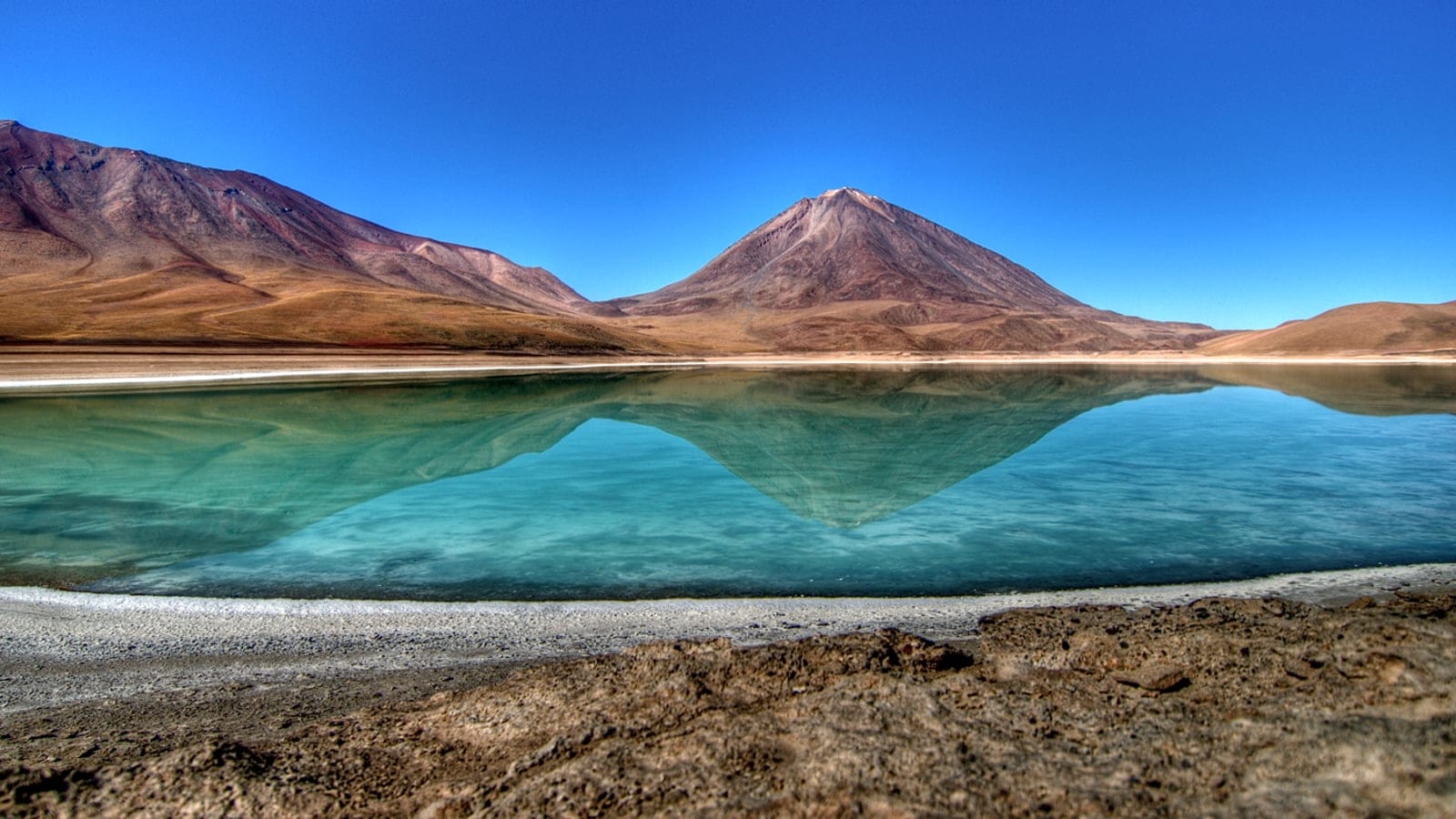 Laguna Verde and arid volcanic highlands in the Central Andean dry puna.